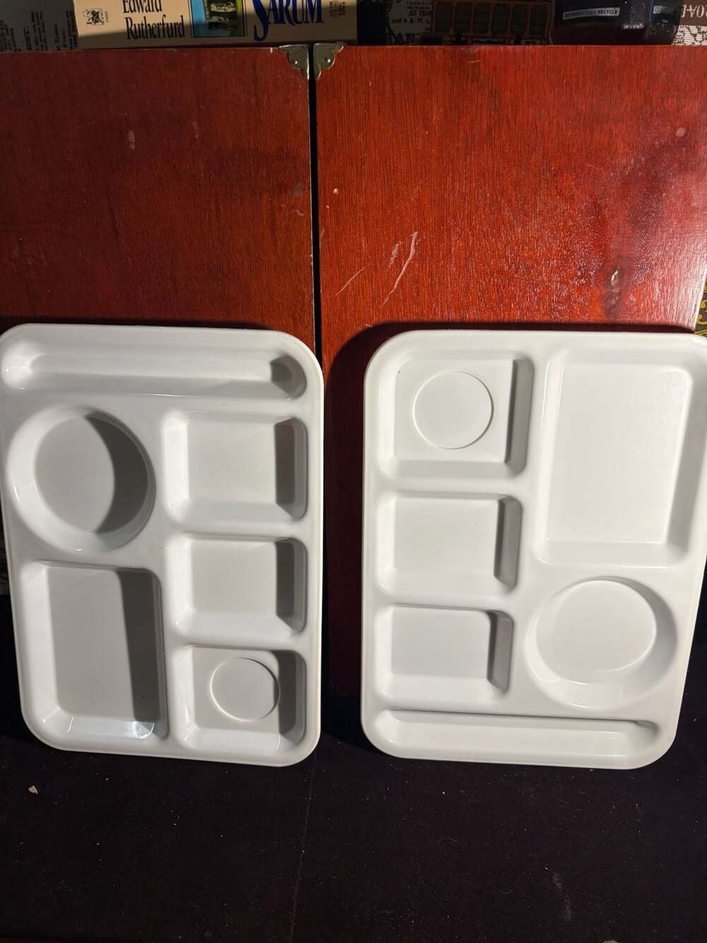 Set of 2 Vintage SiLite Melamine School Cafeteria Lunch Divided Trays #614 White